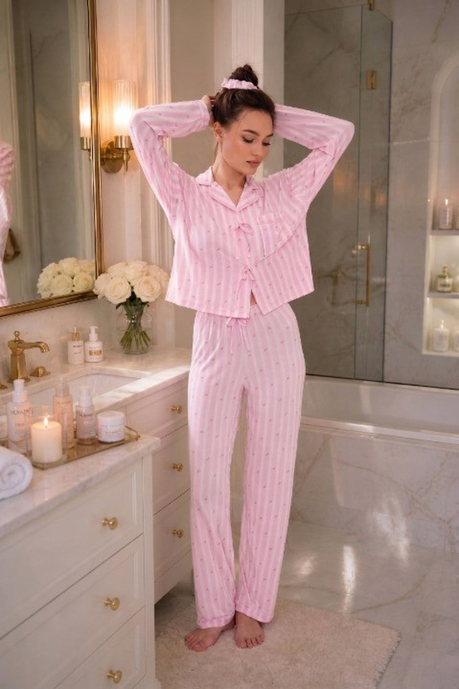 Çizgili Uzun Kollu Bebe Yaka Önden Fiyonk Bağlama Detaylı Pantolon Pijama Takımı — Pembe