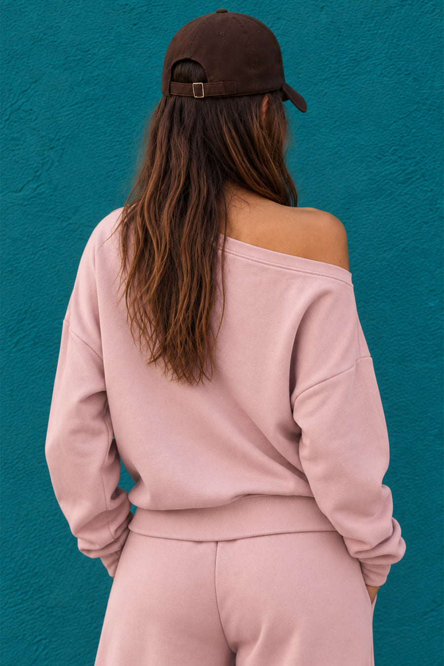 Tek Omuz Asimetrik Yaka Düşük Omuzlu Oversize Crop Kadın Sweatshirt — Pudra