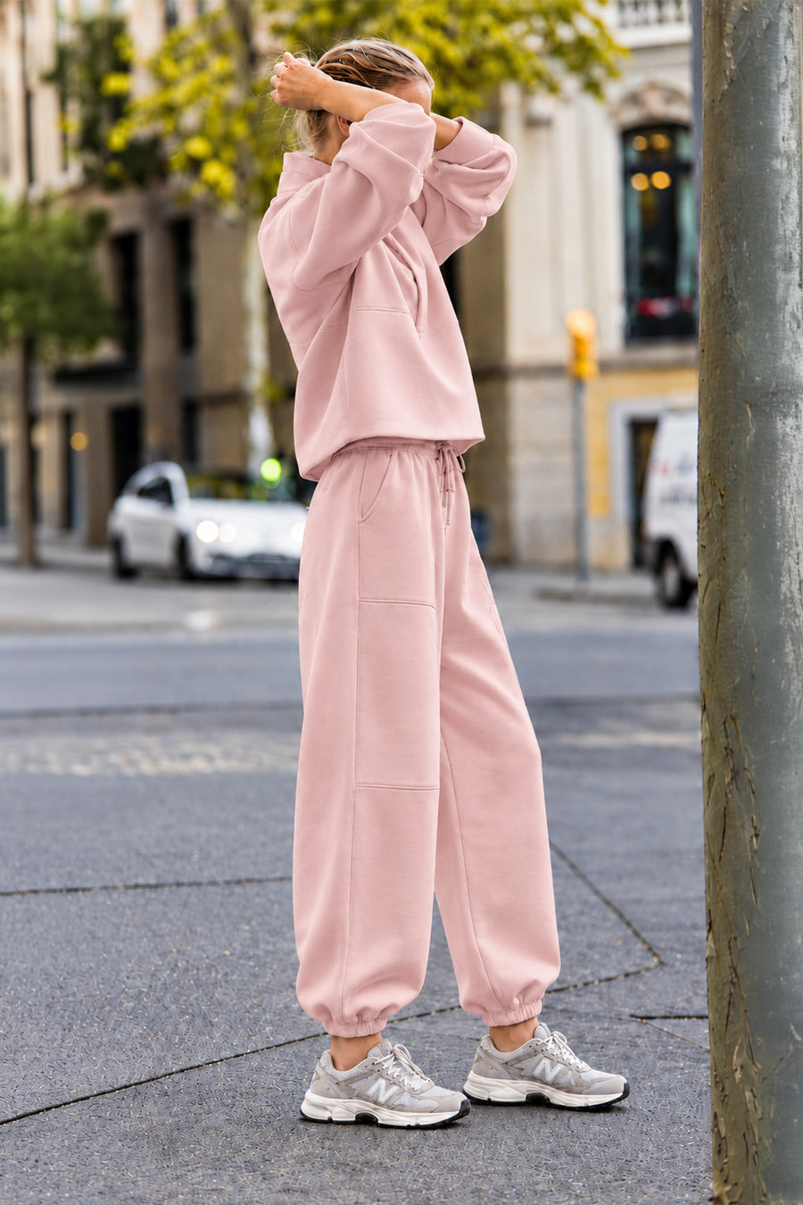 Dik Yaka Yarım Fermuarlı Oversize Düşük Omuzlu Viskon Karışımlı Kadın Sweatshirt — Pudra
