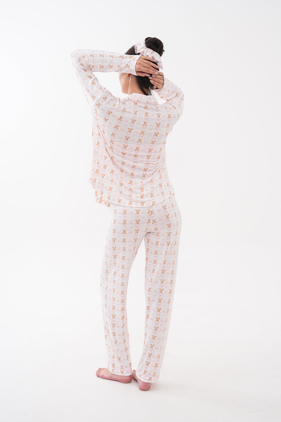 Mini Baskılı Uzun Kollu Bebe Yaka Önden Düğmeli Pantolonlu Pijama Takımı — Pembe