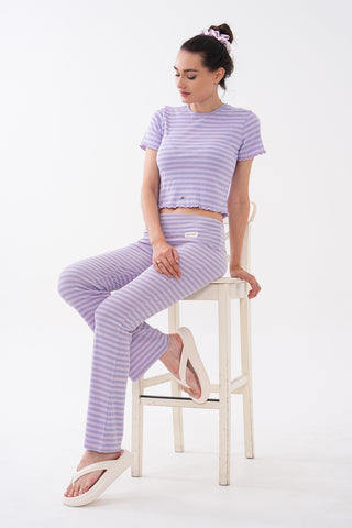 Fırfırlı Crop Tişört Çizgili Fitilli Flare Paça Pantolonlu Kadın Pijama Takımı Premium Viskon — Lila