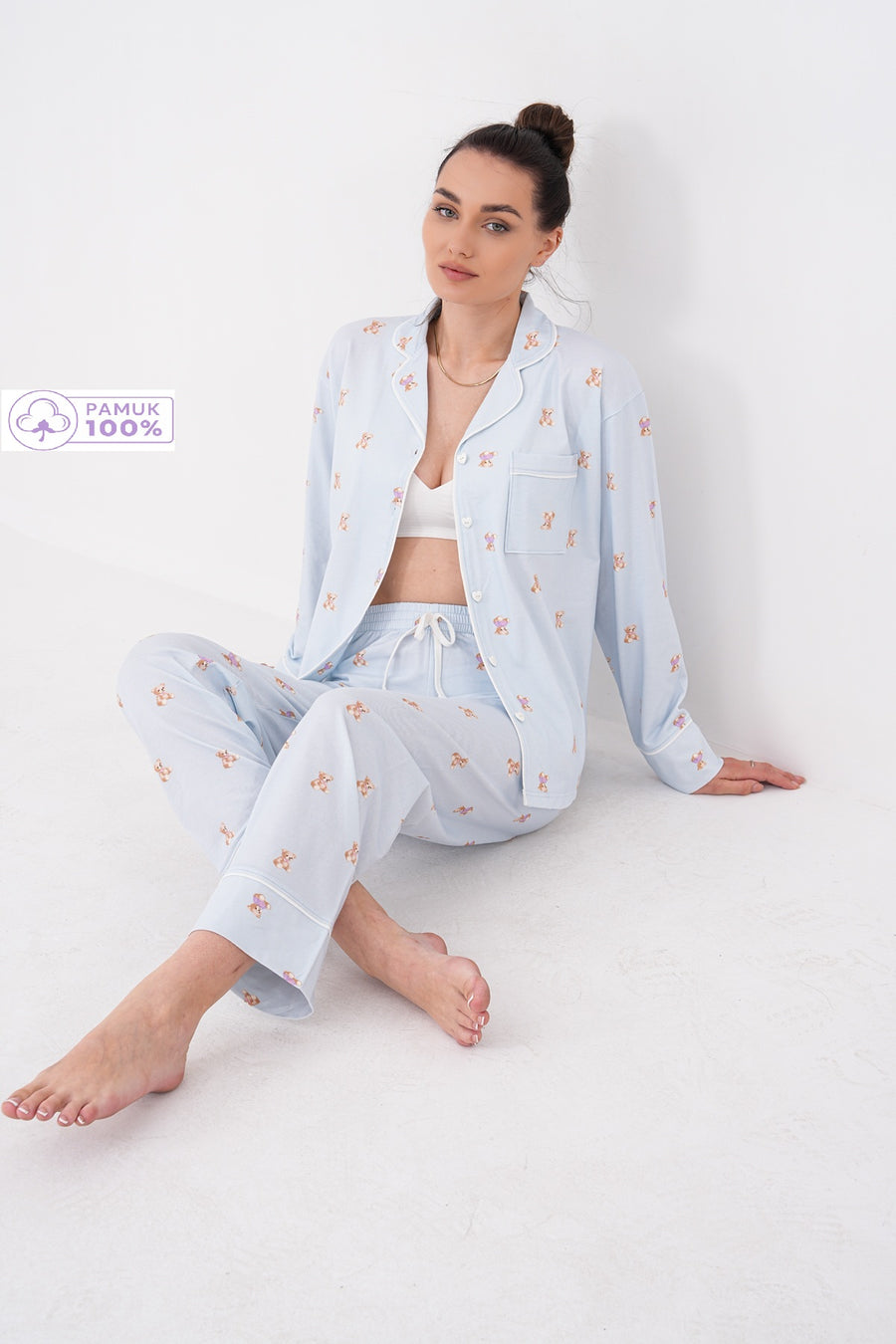 Gömlek Yaka Uzun Kollu Önden Kalp Düğmeli Cep Detaylı Mini Ayıcık Desenli Pantolonlu Kadın Pijama Takımı Premium Pamuklu — Bebek Mavi
