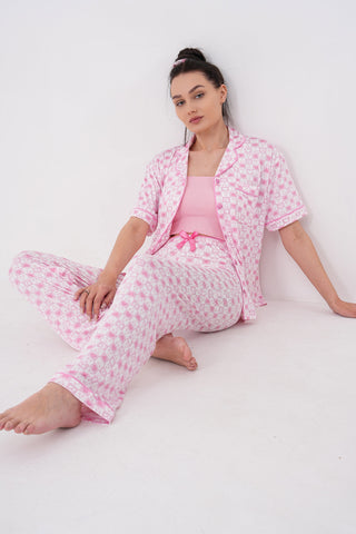 Mini Baskılı Kısa Kollu Bebe Yaka Önden Düğmeli Pantolon Pijama Takımı — Pembe